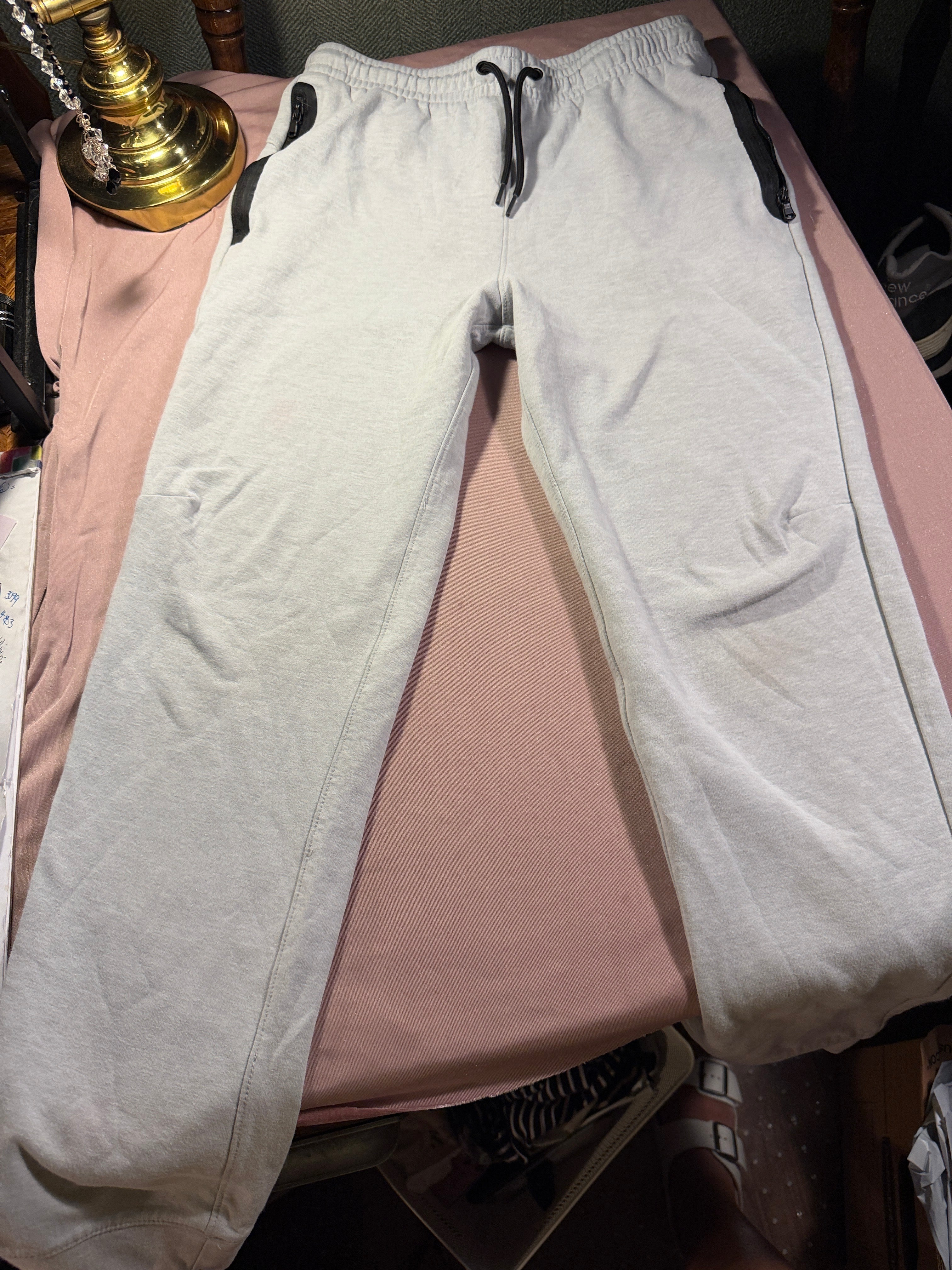 Old Navy Active Dynamic Fleece Jogger – Light Gray, Kids XL (14-16)