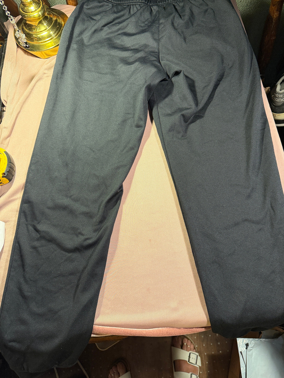 Under Armour Youth Large Loose Fit Track Pants