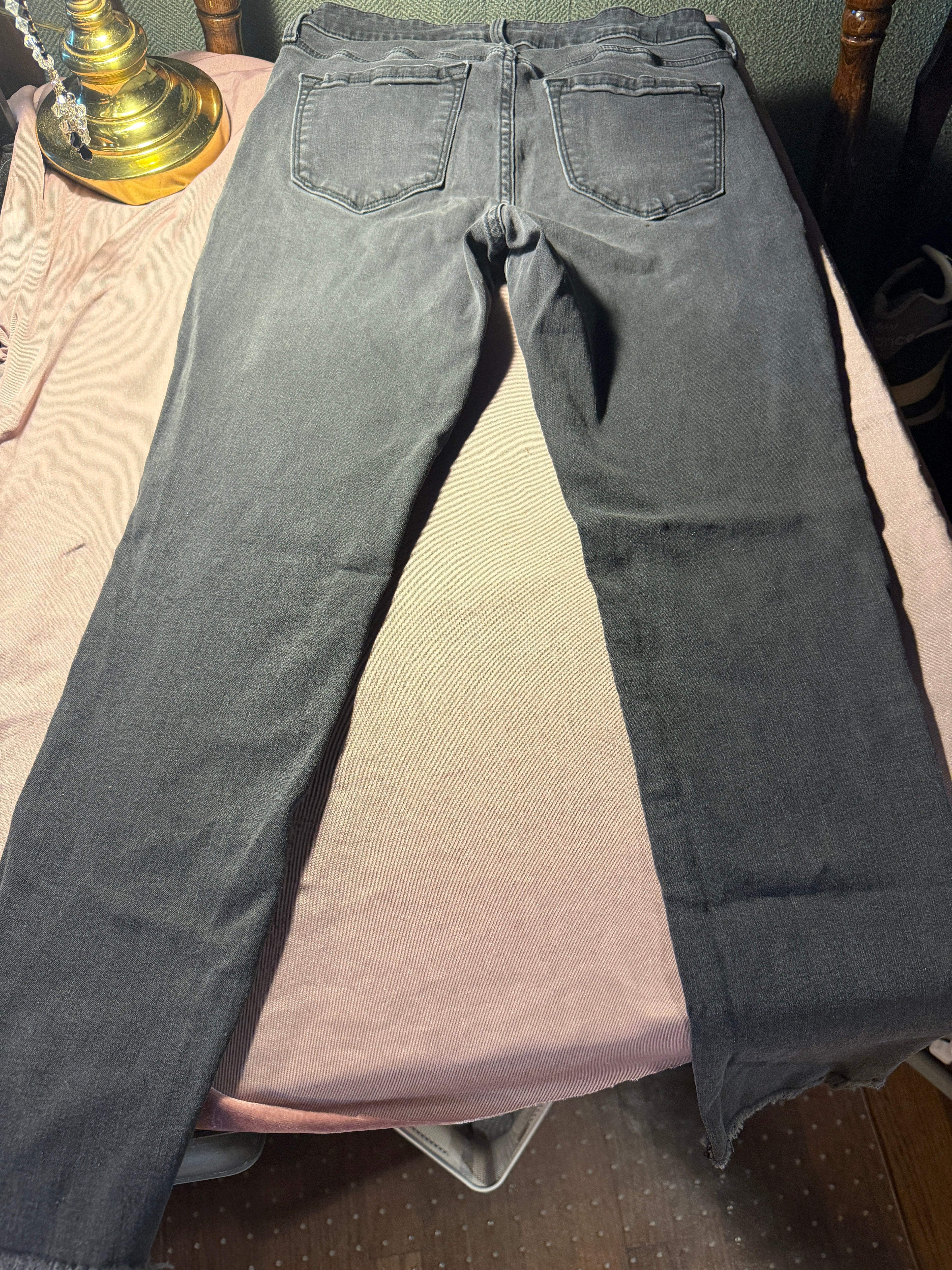 Old Navy Rockstar Mid-Rise Skinny Jeans – Size 6