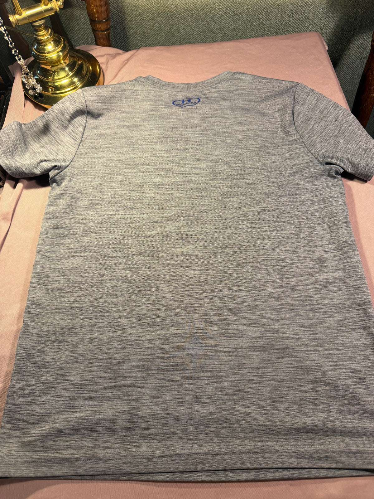 Under Armour HeatGear Graphic Tee – Youth Large (YLG)