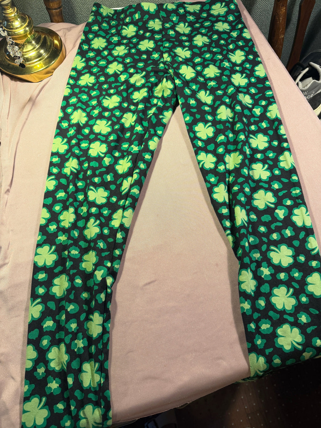 Serra Shamrock Print Soft Leggings – Size Small (4-6)