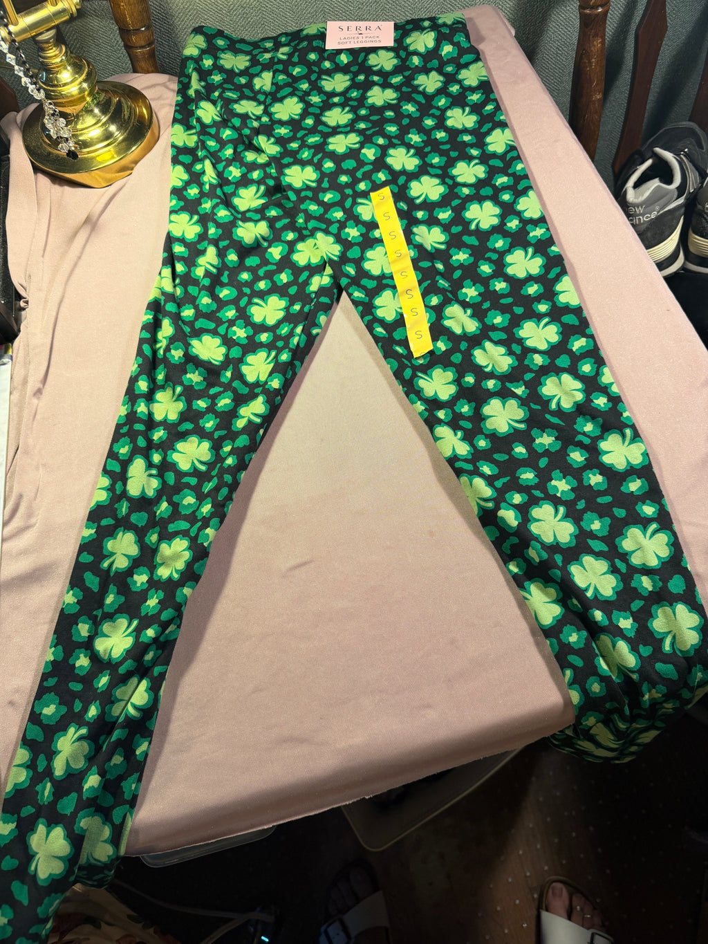Serra Shamrock Print Soft Leggings – Size Small (4-6)