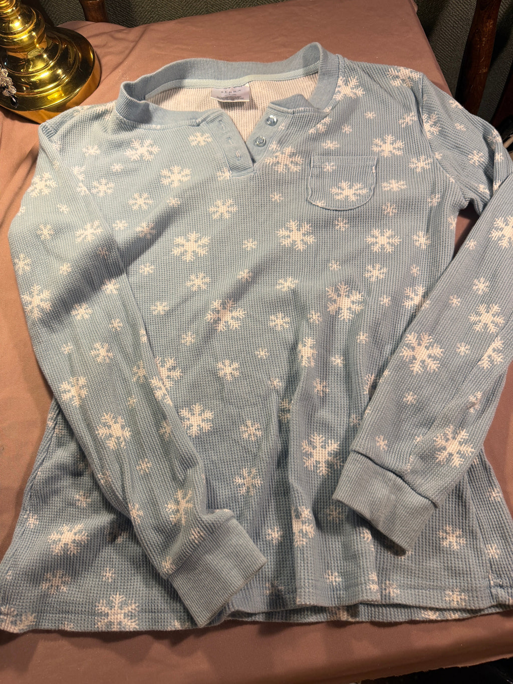 Serra Snowflake Waffle Knit Henley Top – Size L