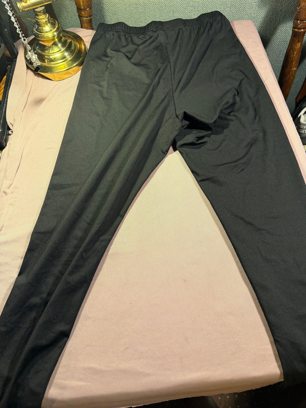 Black PINK Logo Leggings – Size Medium