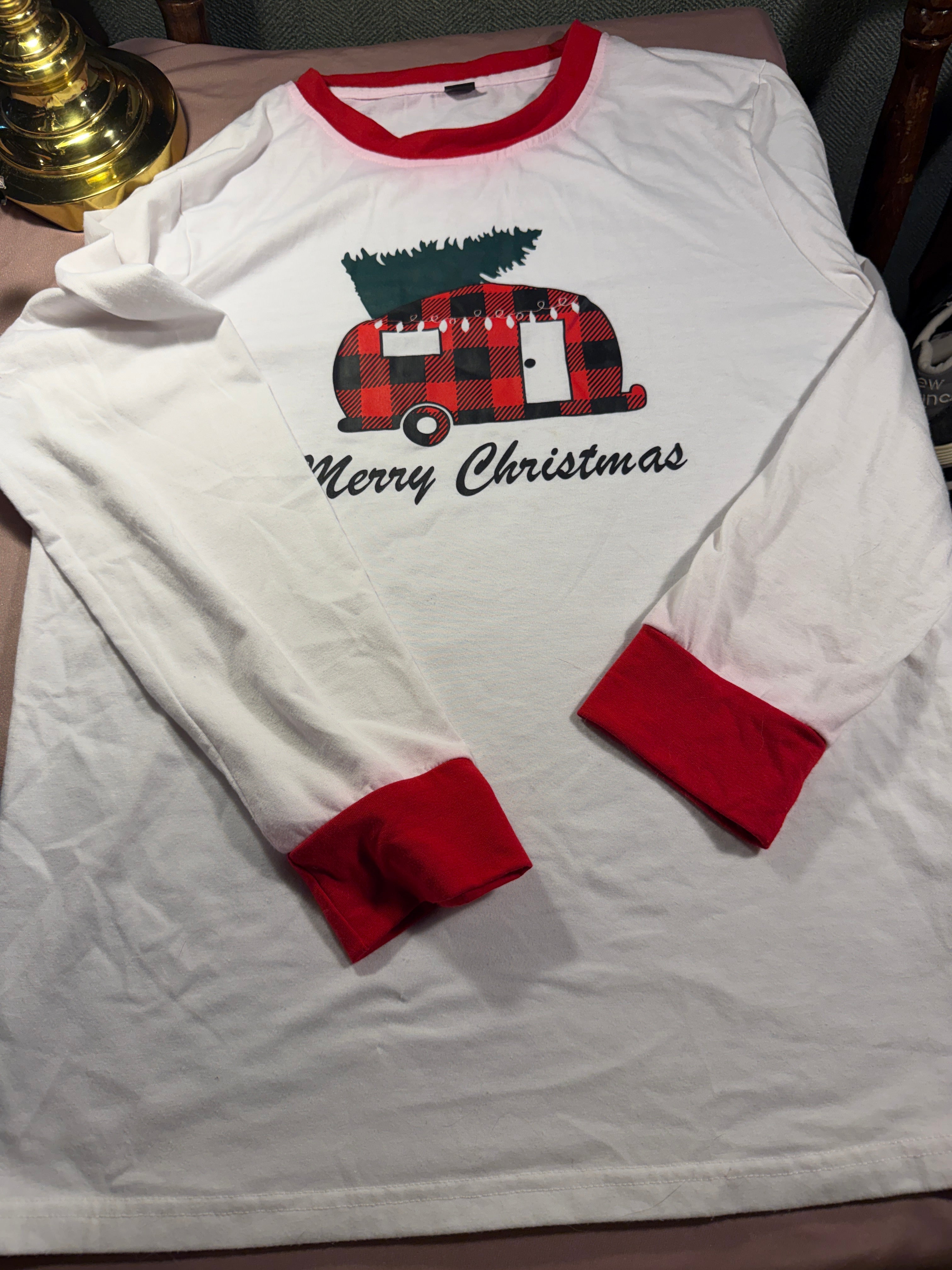 Merry Christmas Camper Ringer Tee – Men's Medium