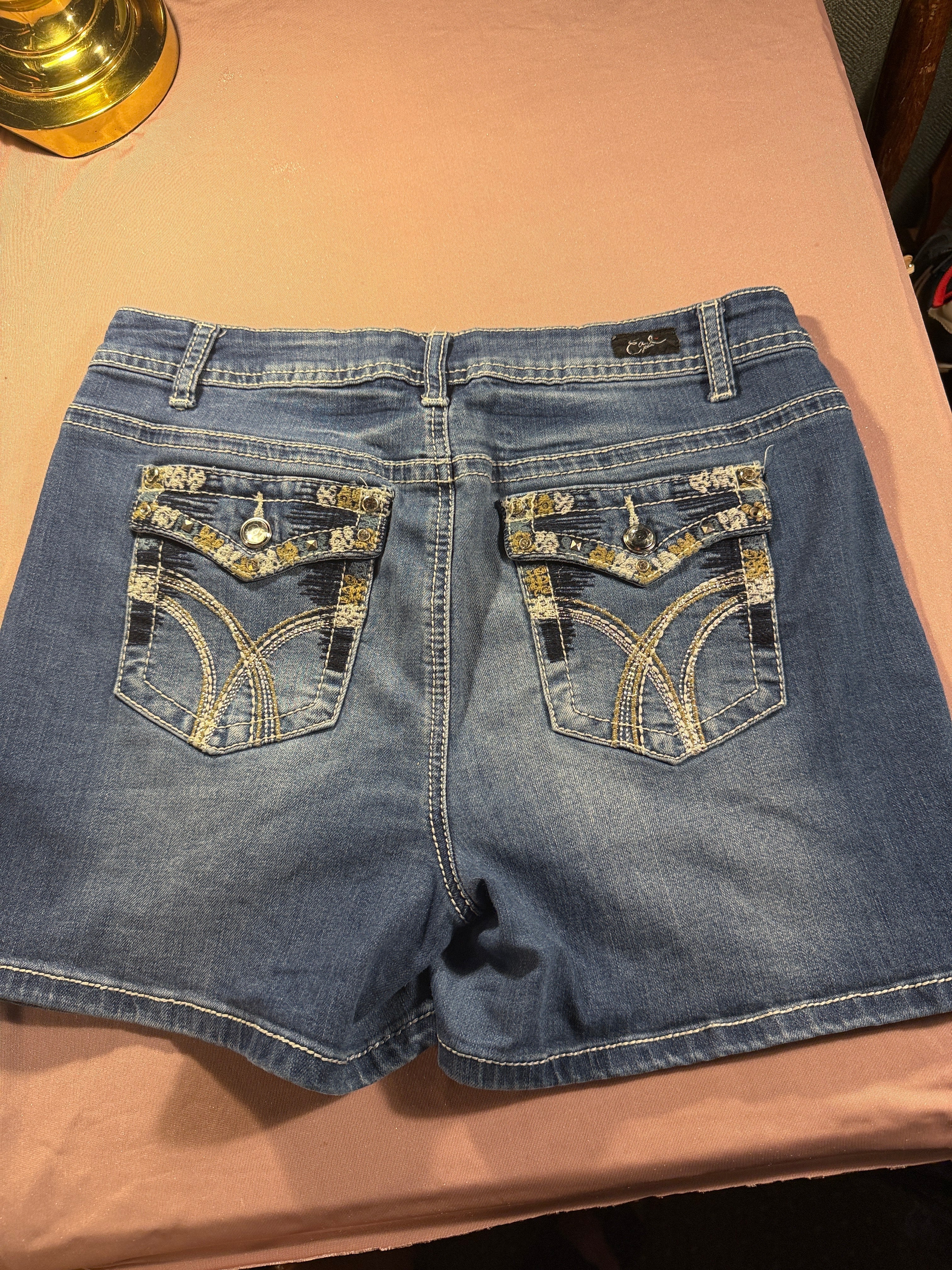 Earl Jean Denim Shorts – Size 12