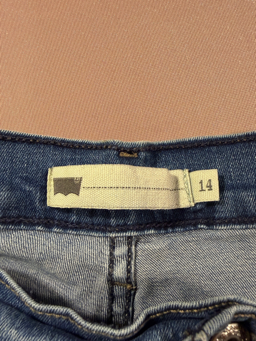 Levi's Denim Shorts – Size 14