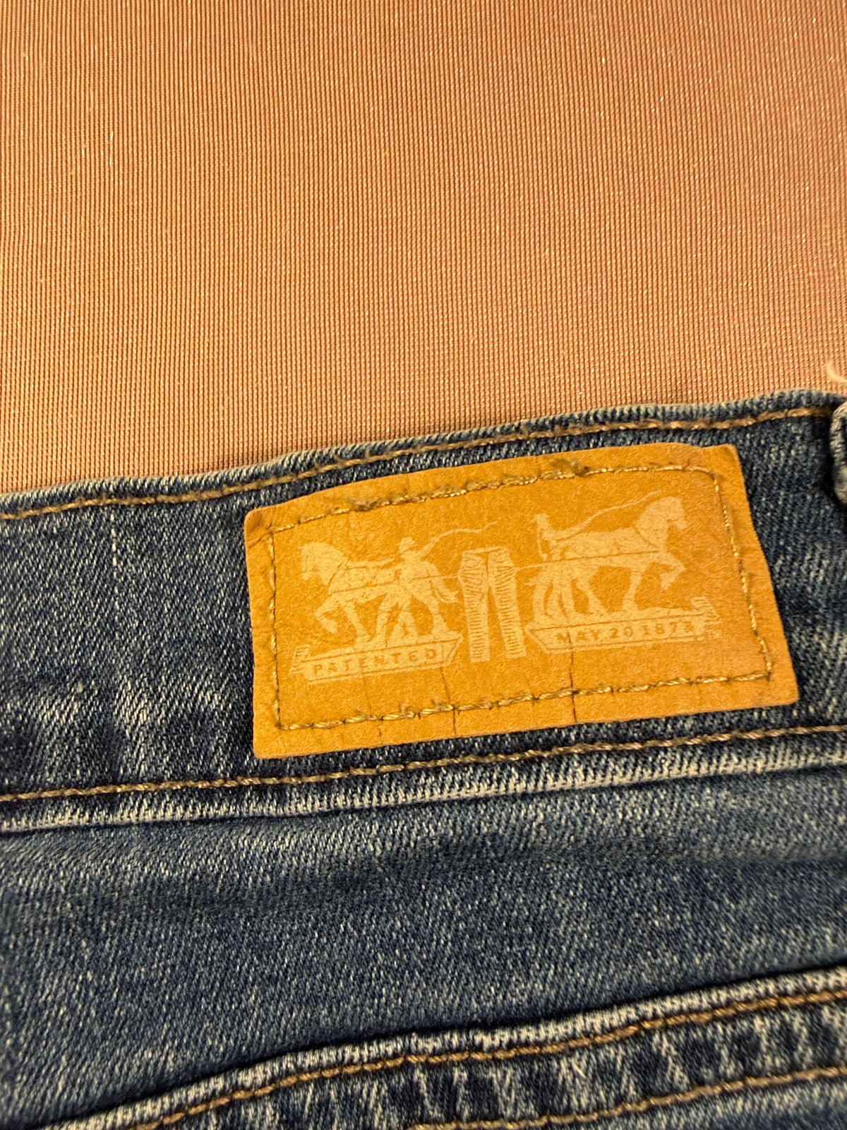 Levi's Denim Shorts – Size 14