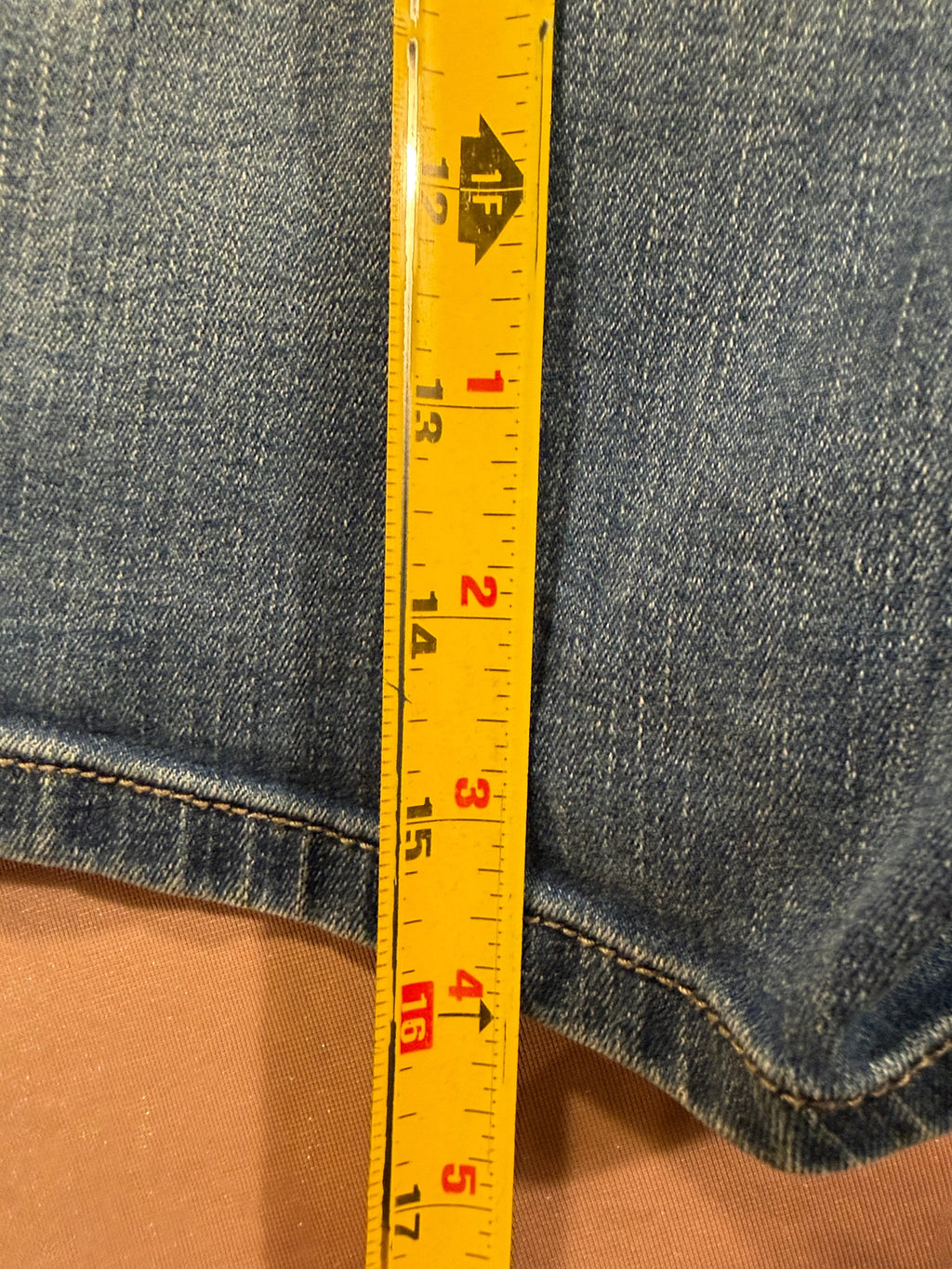 Levi's Denim Shorts – Size 14