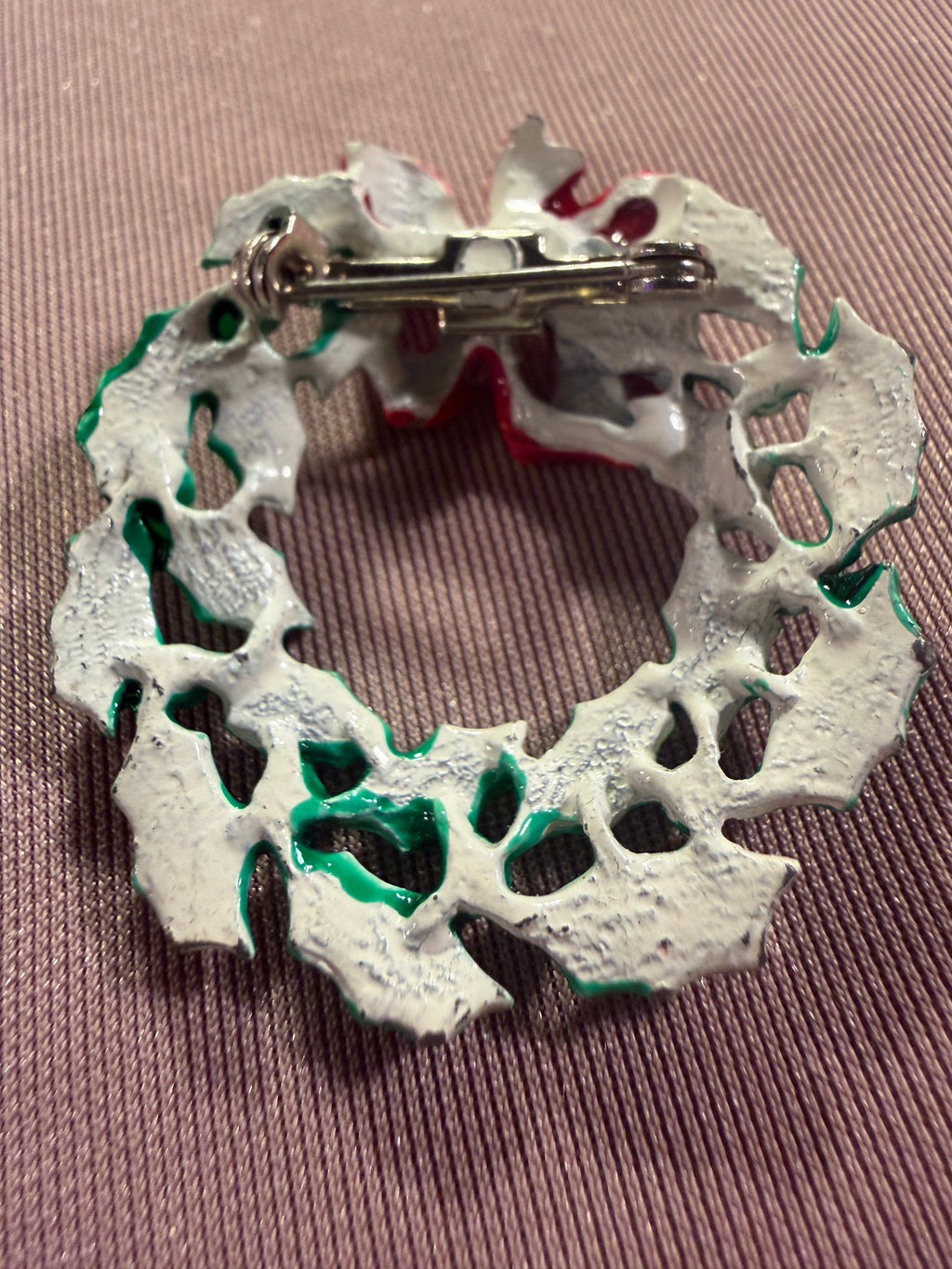 Vintage Enamel Christmas Wreath Brooch Pin with Red Bow & Holly Berries