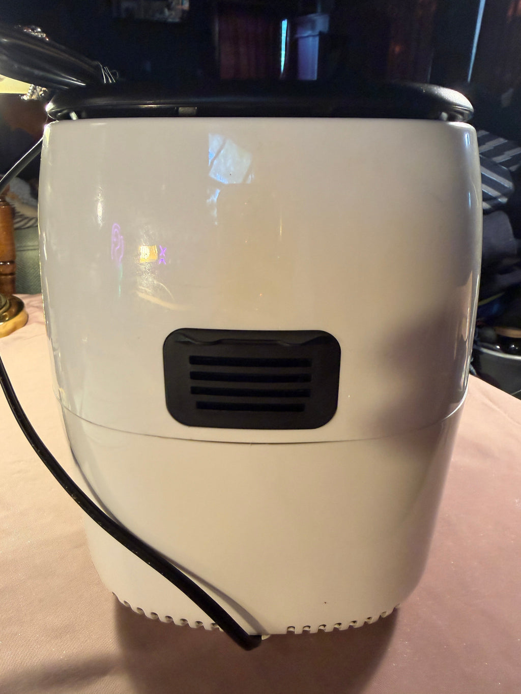 Dash Tasti-Crisp Express Air Fryer 2.6 Qt – White/Black