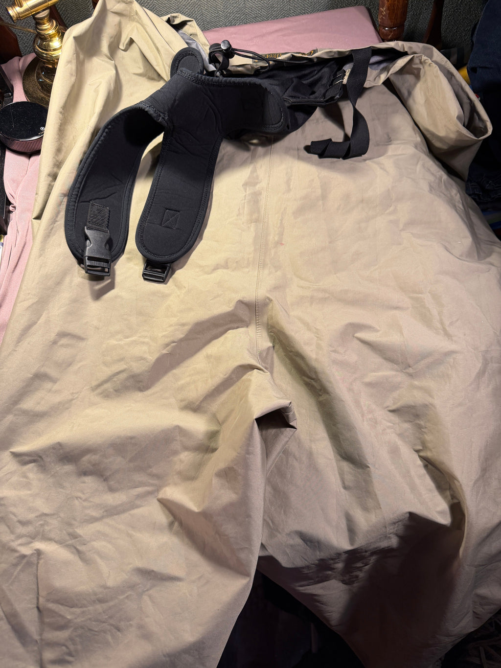 Cabela's DryPlus Chest Waders with Suspenders – XLS