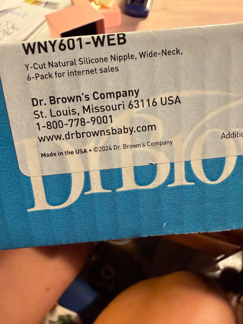Dr. Brown's Natural Flow Y-Cut Silicone Nipple Wide-Neck 6-Pack (WNY601-WEB) – Sealed