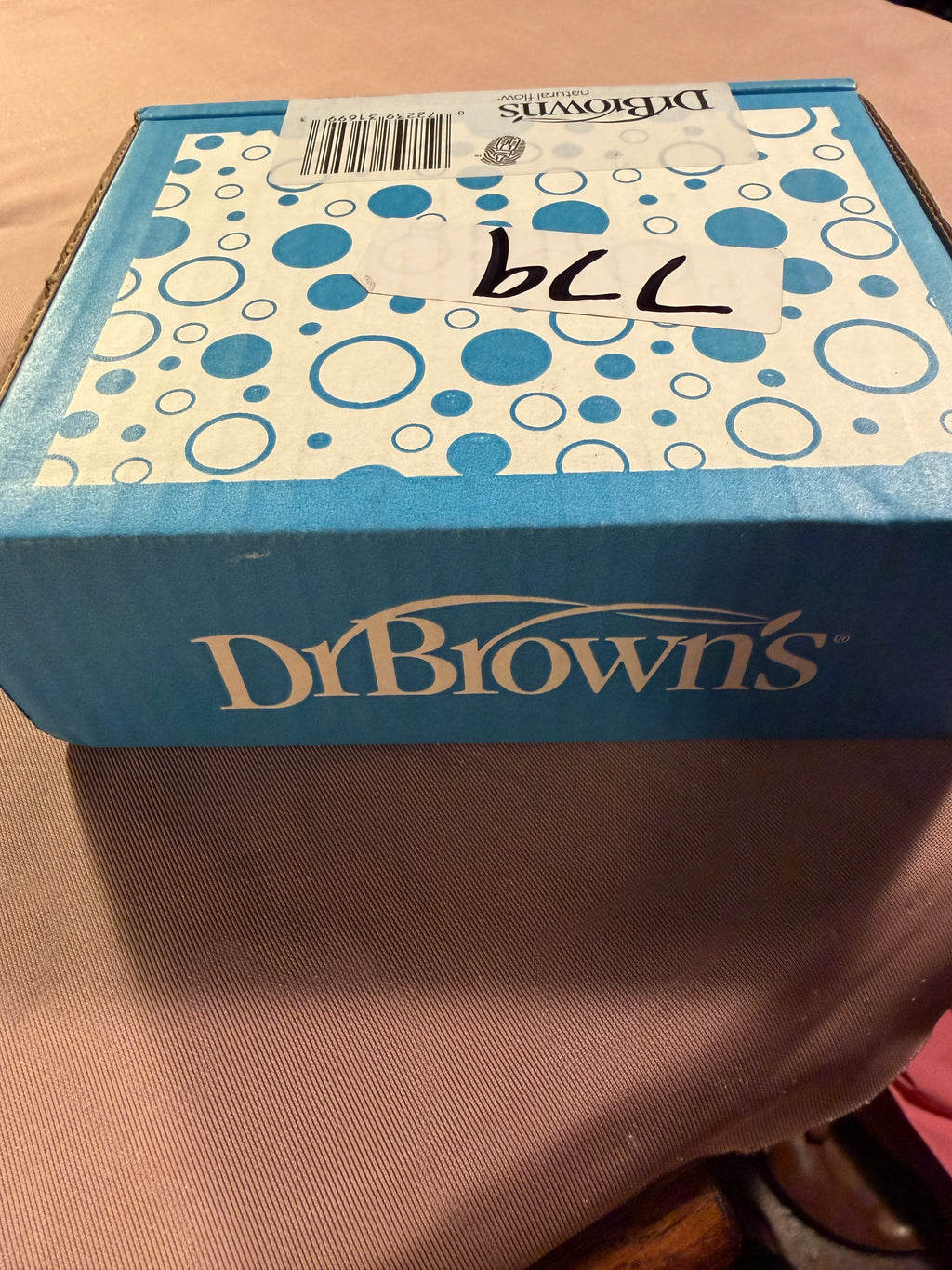 Dr. Brown's Natural Flow Y-Cut Silicone Nipple Wide-Neck 6-Pack (WNY601-WEB) – Sealed