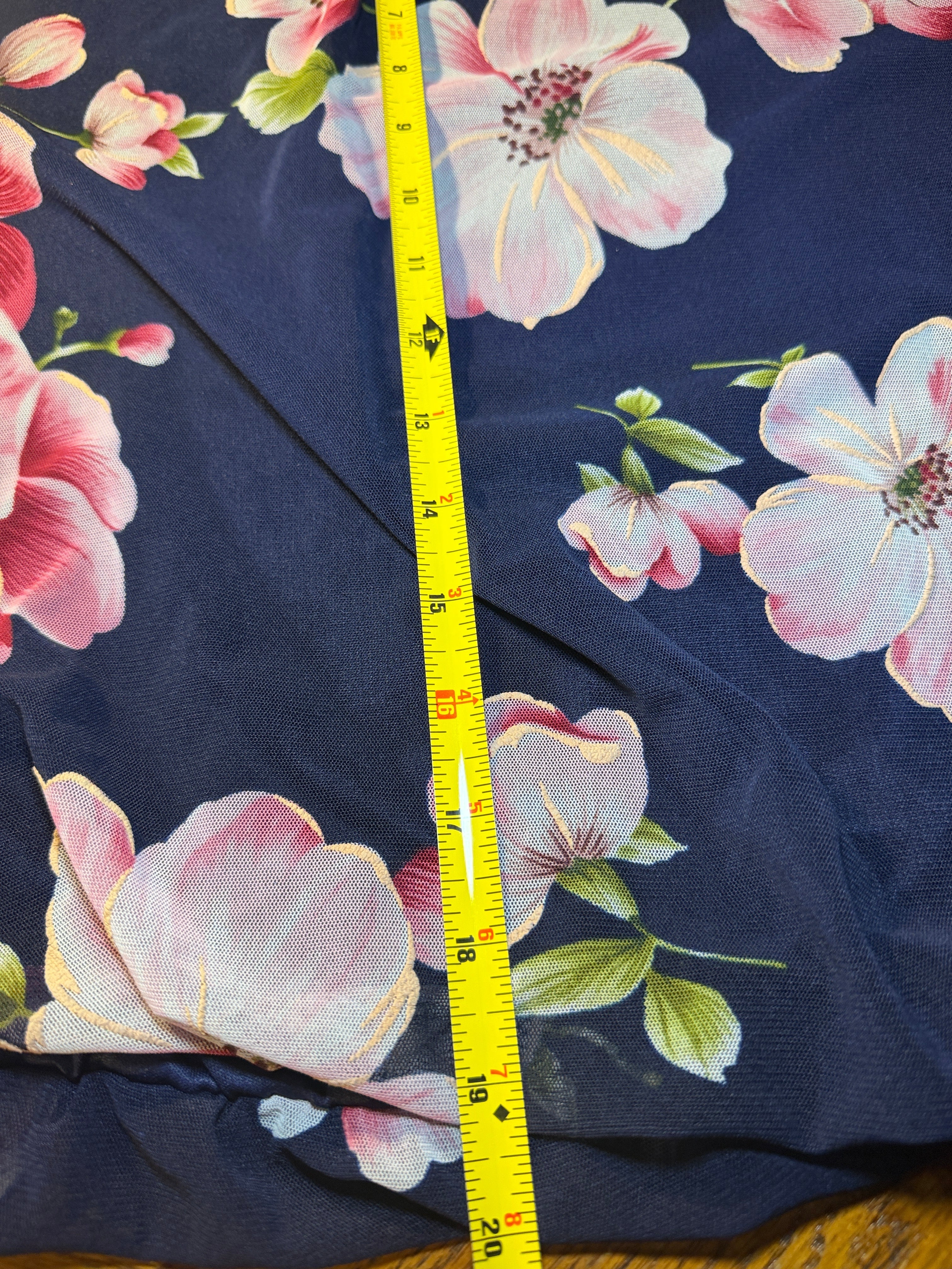 Espresso Floral Navy Blouse – Size M