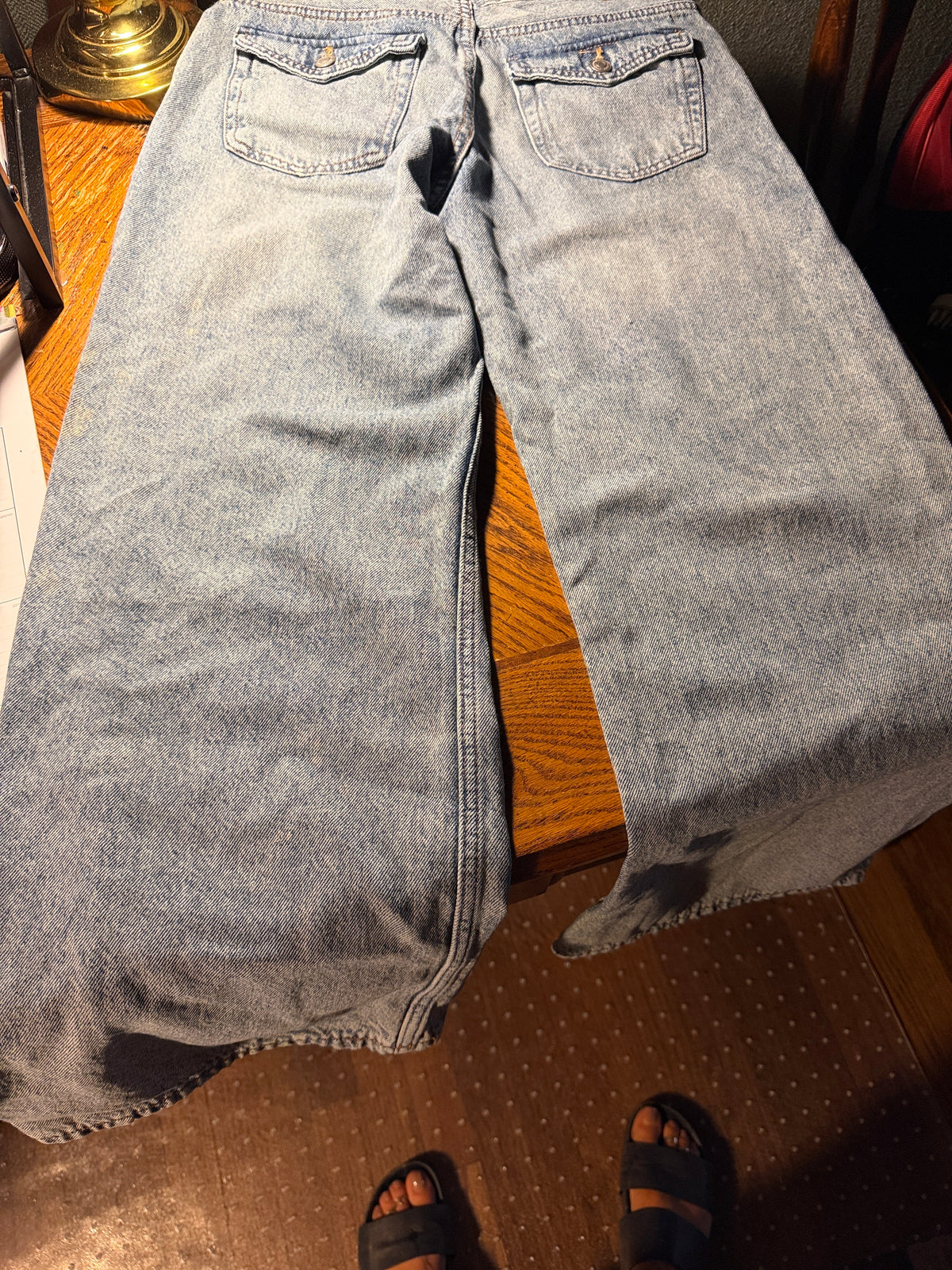 Aeropostale Light Wash Wide Leg Jeans – Women's Size 2 Short