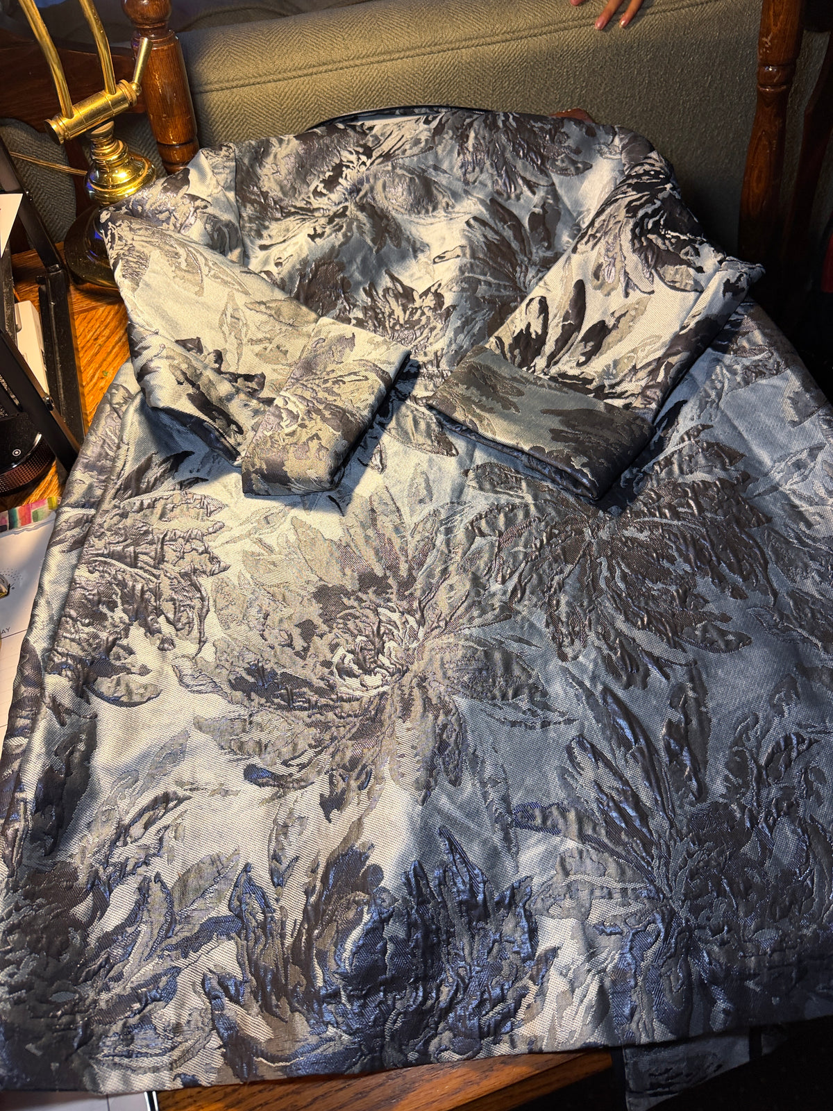 Chico's Silver Blue Jacquard Floral Coat Jacket – Size 00P (US 0/2P)