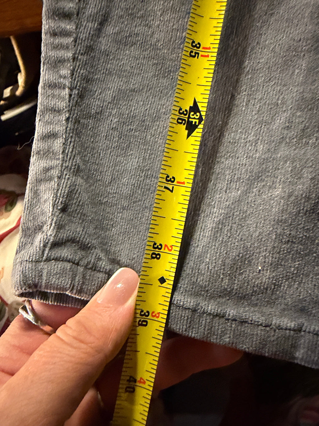 Seven7 Gray Corduroy Pants – Size 8