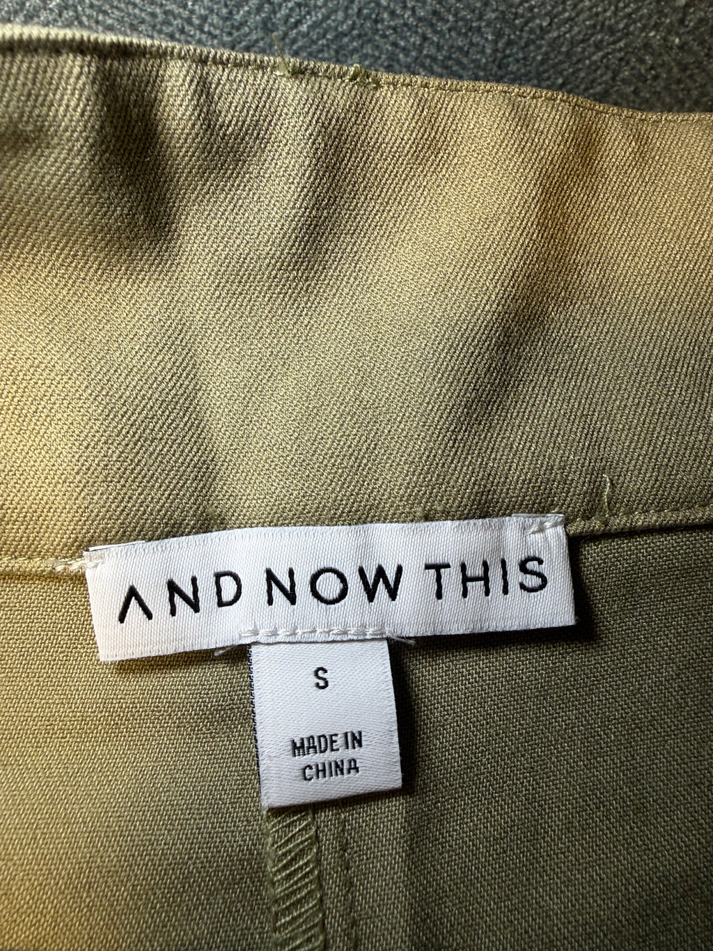 And Now This Khaki Wide-Leg Cargo Pants – Size Small