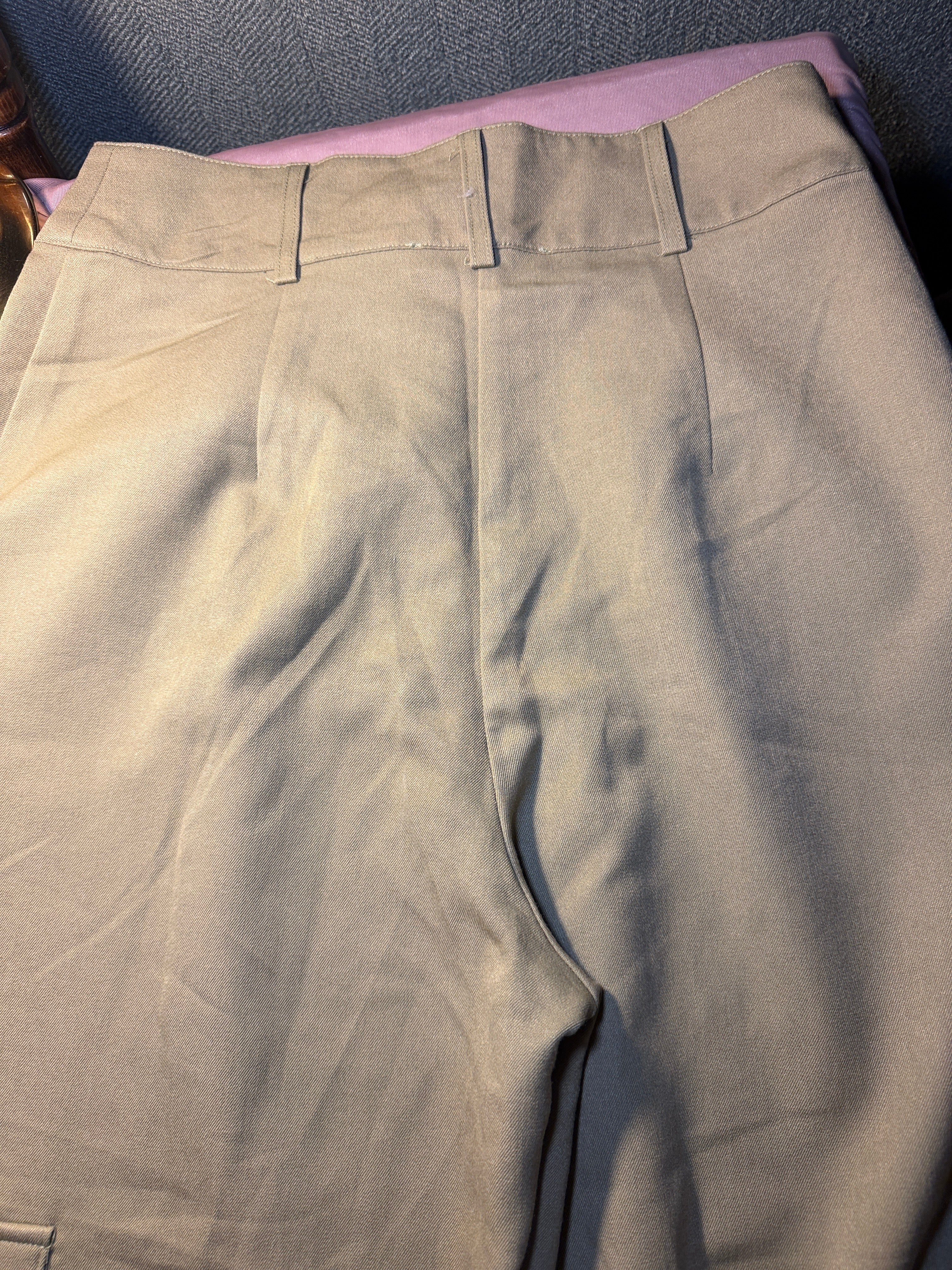 And Now This Khaki Wide-Leg Cargo Pants – Size Small