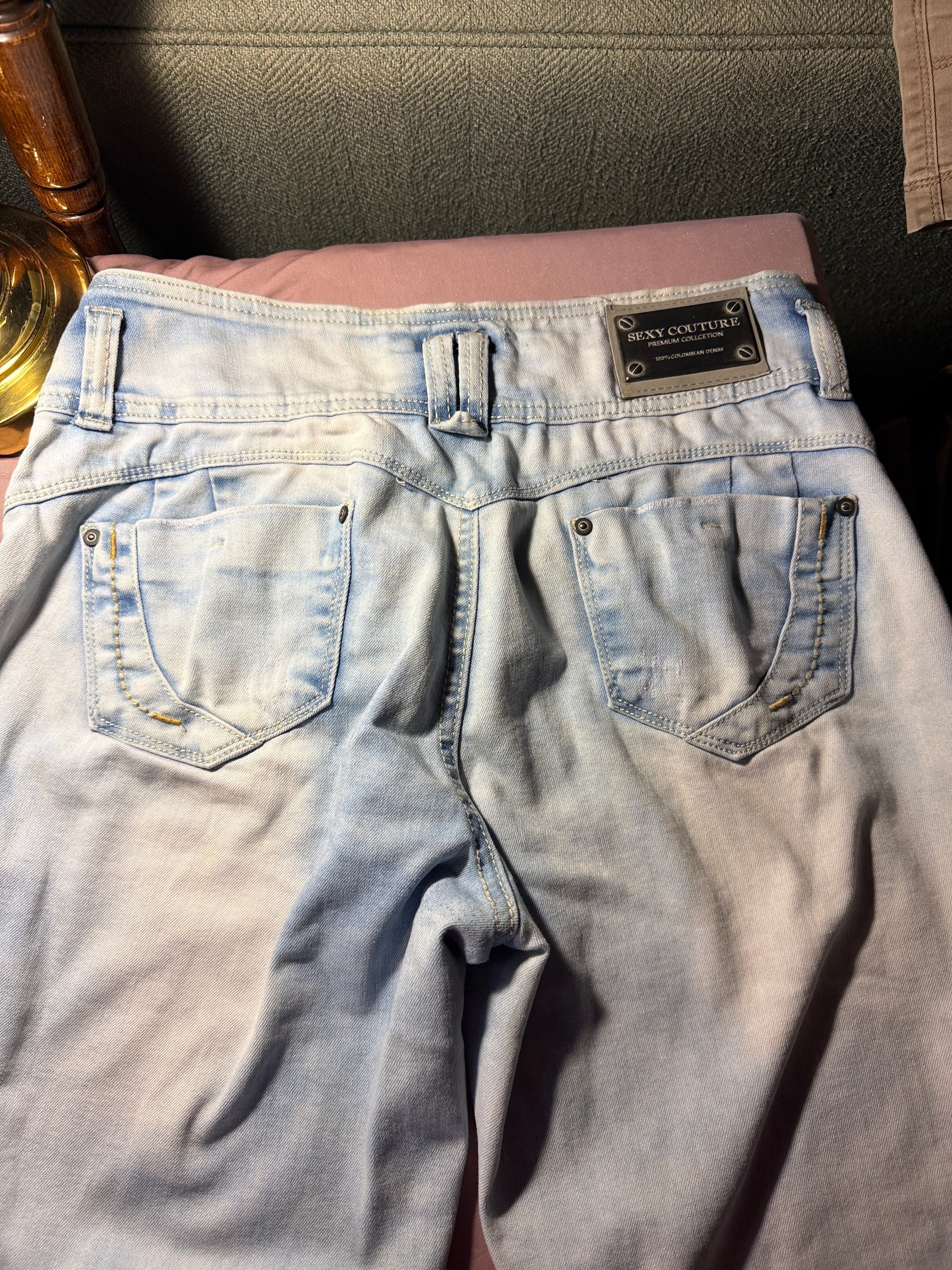 Vintage-Sexy Couture Premium Light Wash Jeans