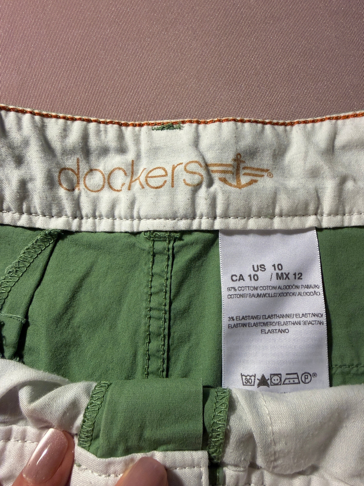 Dockers Sage Green Cargo Shorts – Women's Size 10
