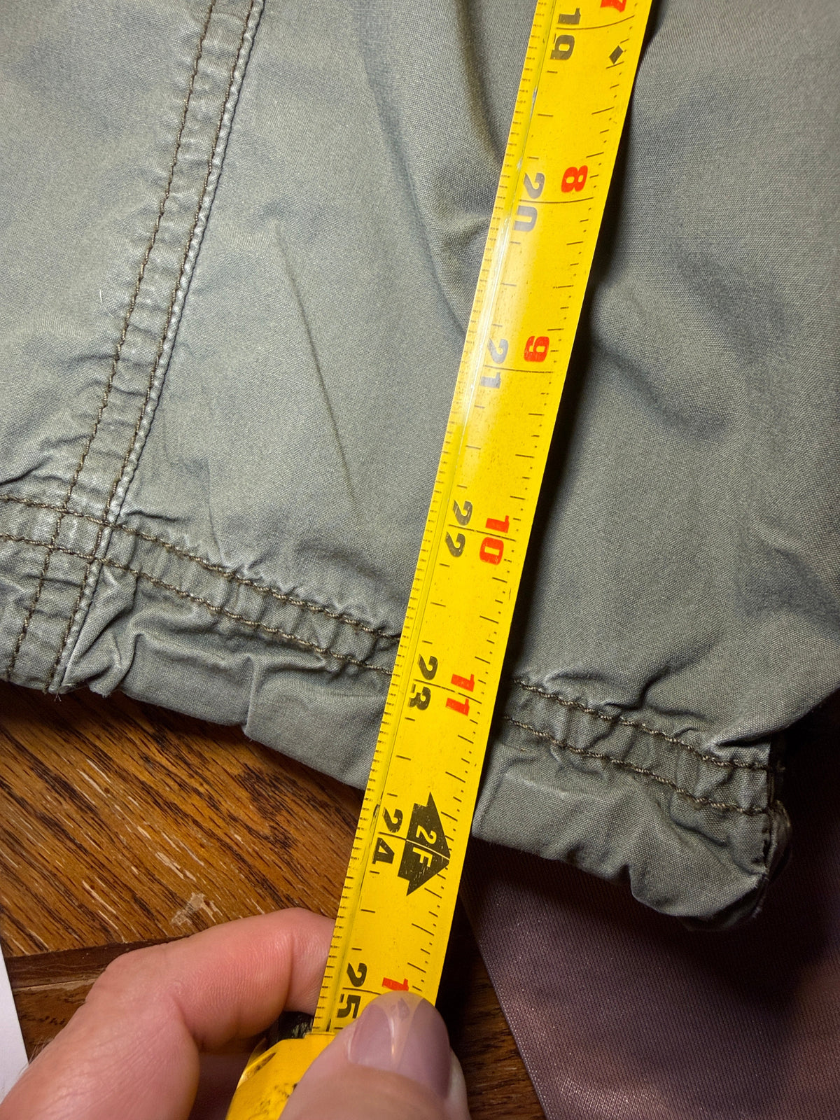 Dressbarn Cargo Capri Pants – Size 12