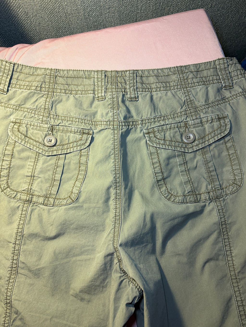 Dressbarn Cargo Capri Pants – Size 12