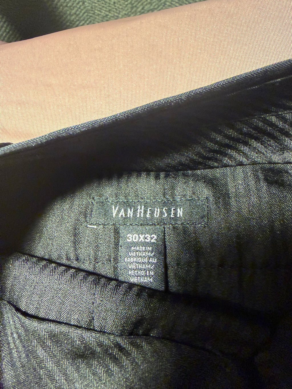 Van Heusen Charcoal Gray Dress Trousers – Size 30x32