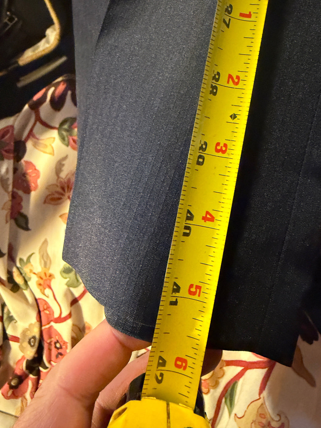 Van Heusen Charcoal Gray Dress Trousers – Size 30x32