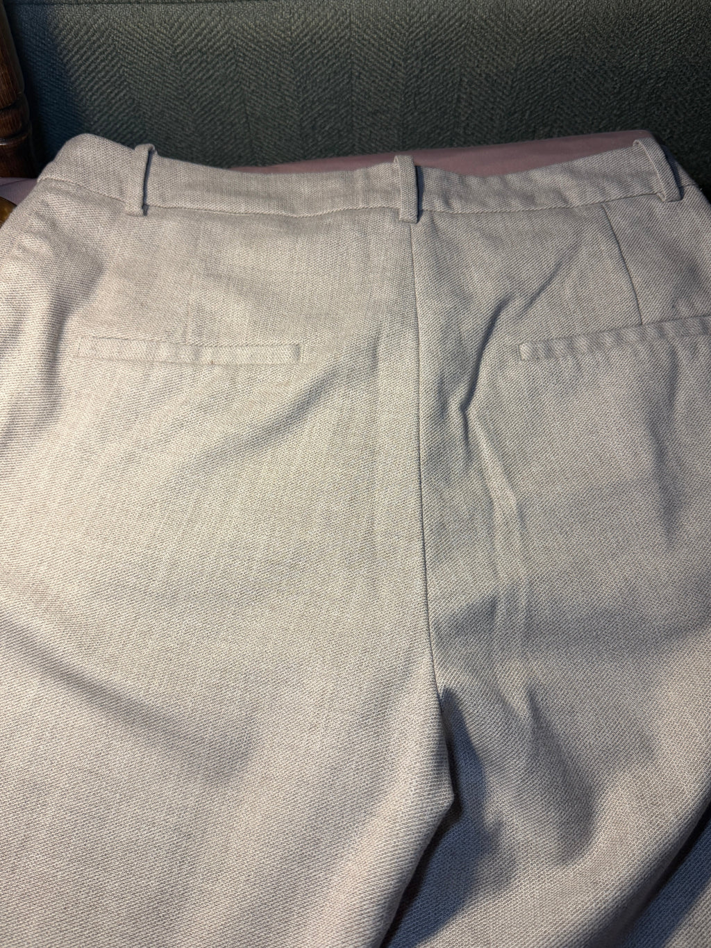 Light Gray Wide-Leg Trousers – Textured Woven, High-Rise