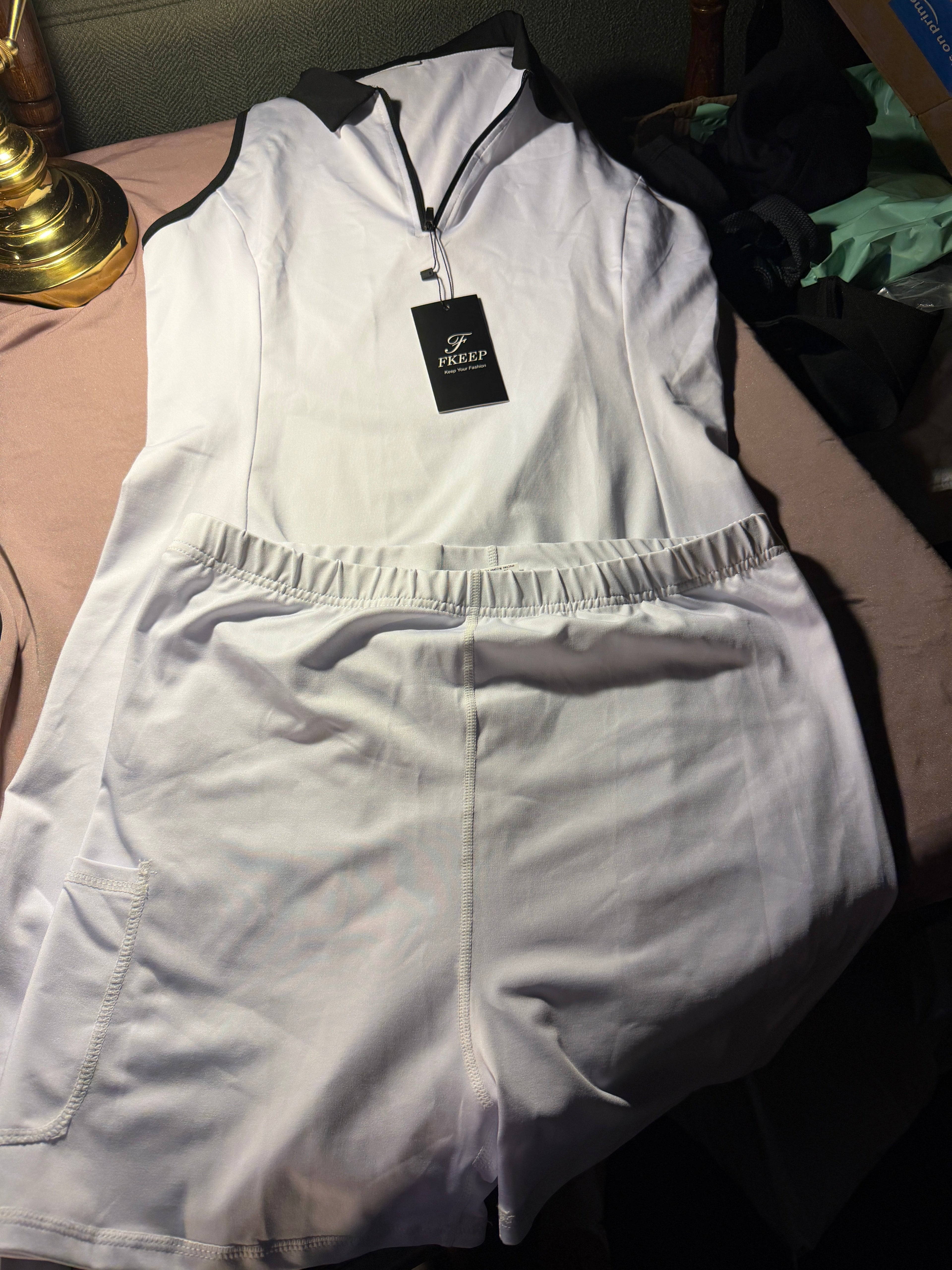 FKEEP-White Two-Piece Set – Tank Top & Shorts