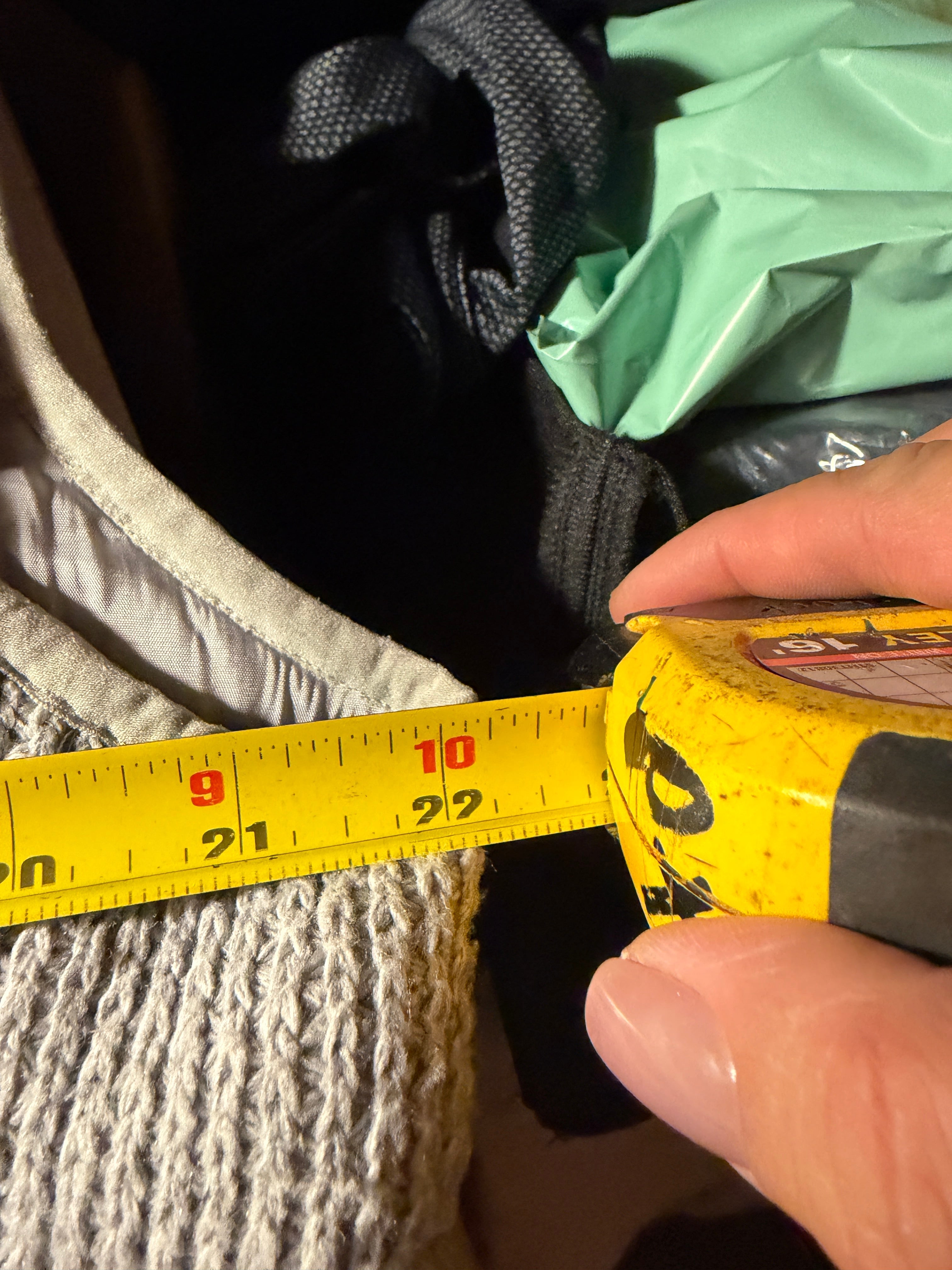 Symphony by A.F. Gray Chunky Knit Snap Vest – Size XL