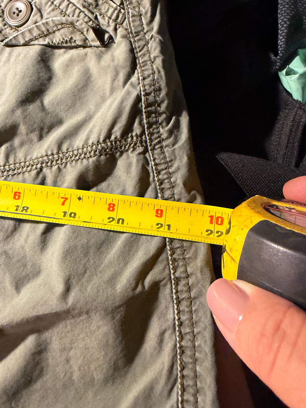 Olive Cargo Capri Shorts with Elastic Waist & Cuffs
