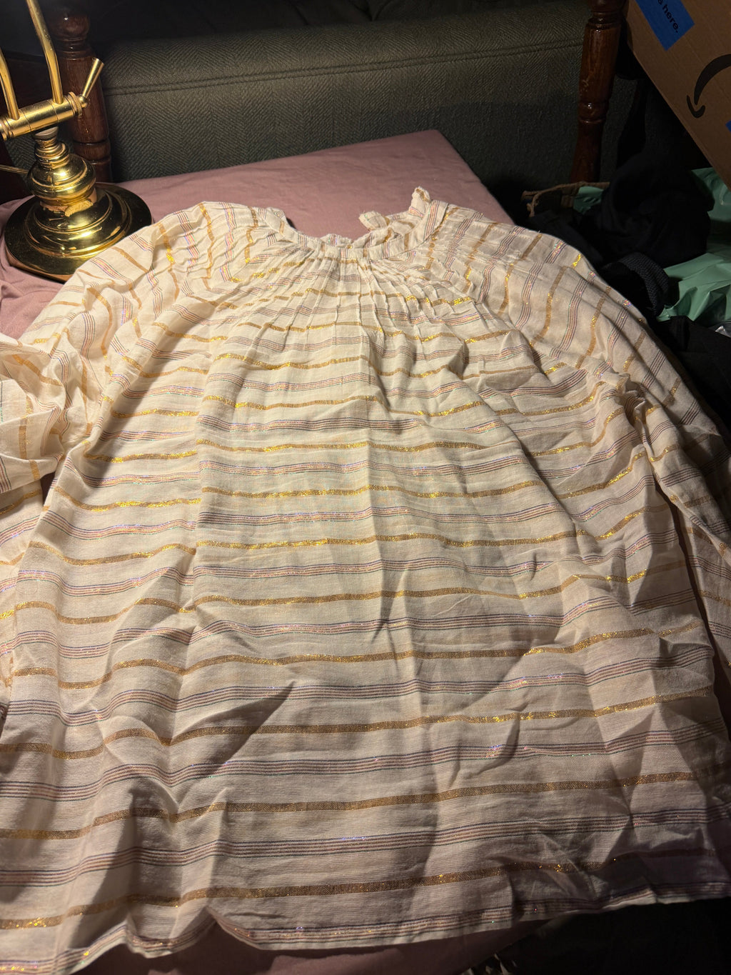 A Loves A Metallic Stripe Smocked Blouse – Ivory/Gold (M)