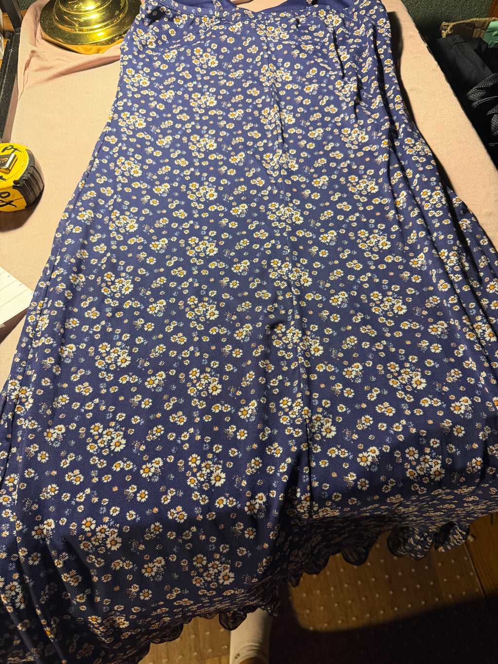 Juniors Large-Blue Daisy Print Ruffle Mini Dress – No Comment NY·LA