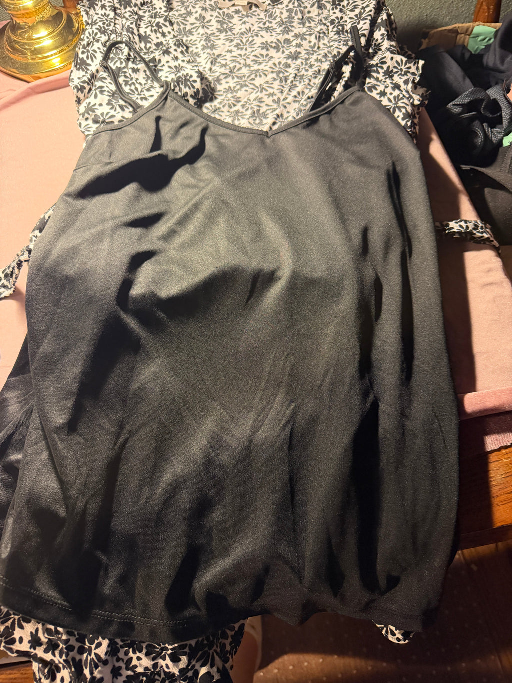 LOFT Black & White Floral Romper – Size 8 (Includes Free Black Tank Top)