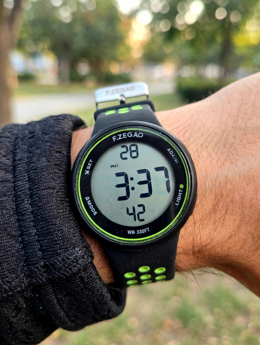 F.ZEGAO Digital Sports Watch – Black & Neon Green